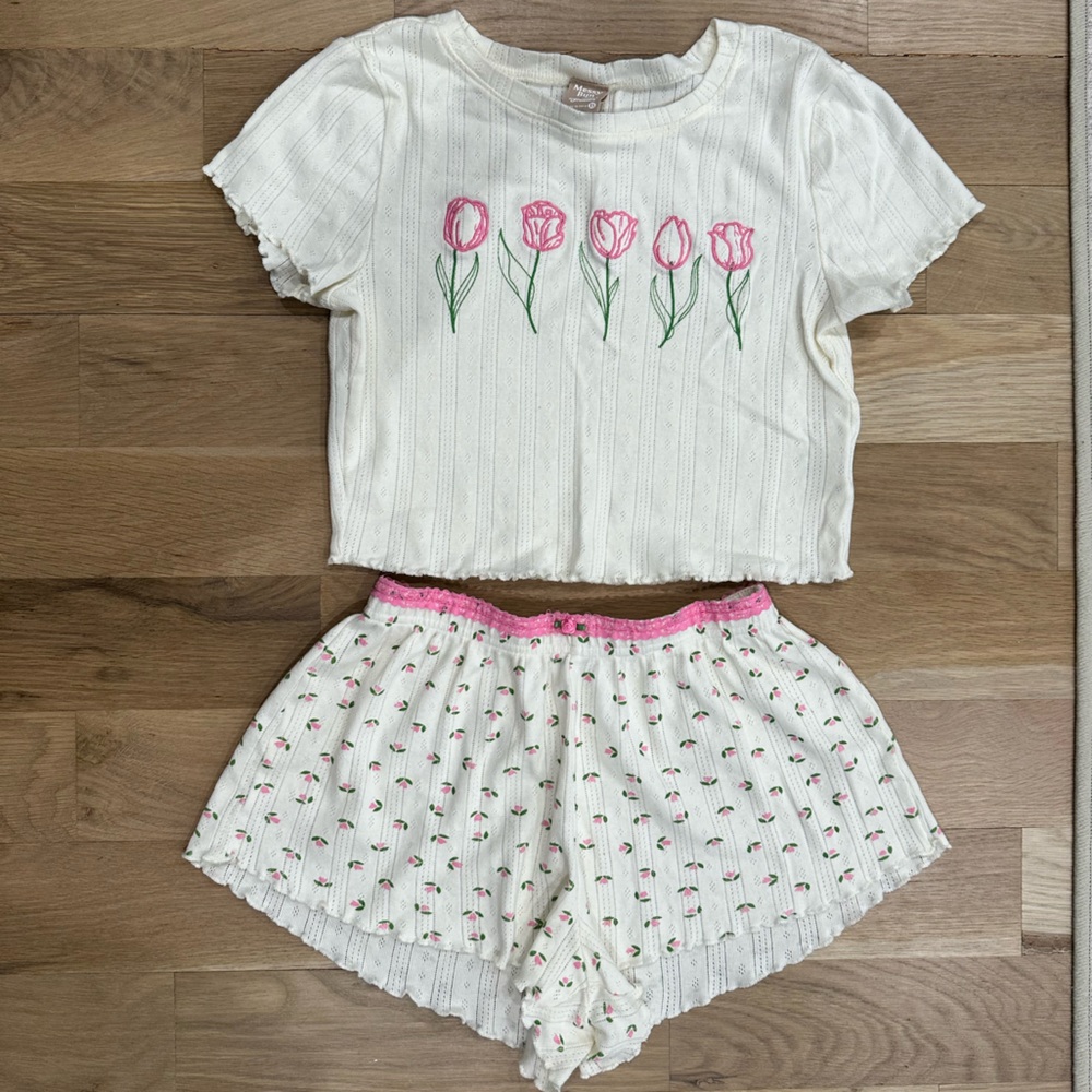 Floral Women’s Cotton Pajama Set - Cream and Pink with flowers